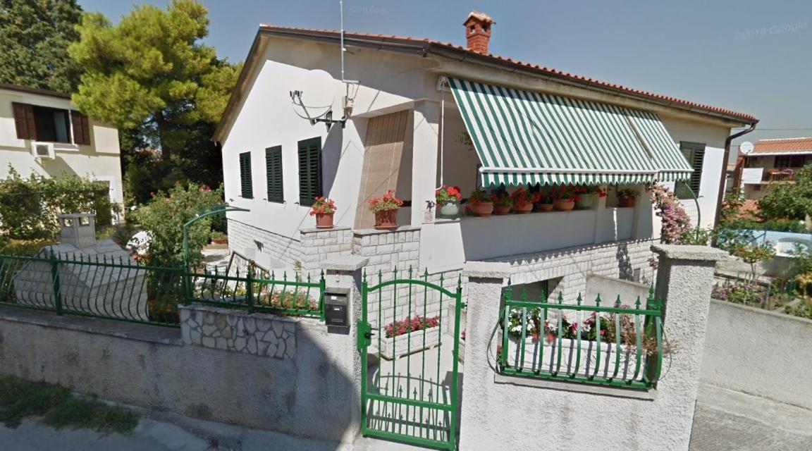 Kety Premantura Apartment Exterior photo